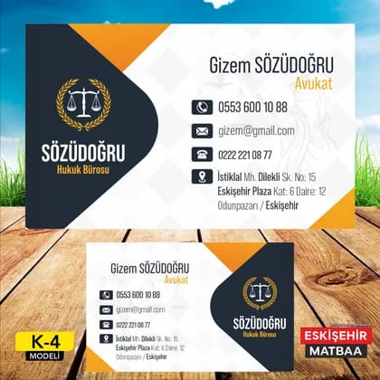 Lacivert Turuncu Geometrik Avukat Kartviziti ön ve arka yüz tasarımı